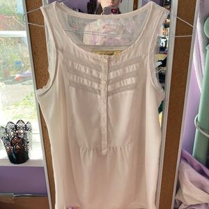 - **Princess Vera Wang** Cream Blouse